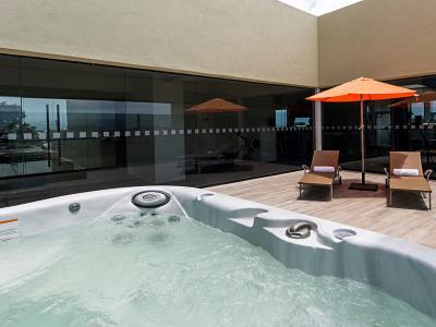 Express Aeropuerto By Ihg 4*