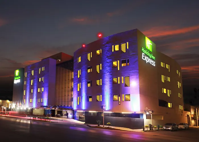 Holiday Inn Express Mexico Aeropuerto, an IHG Hotel