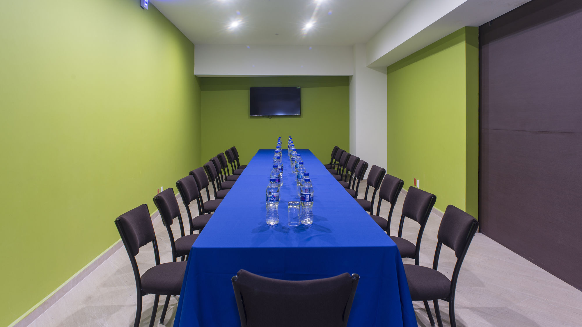 Express Aeropuerto By Ihg Hotel